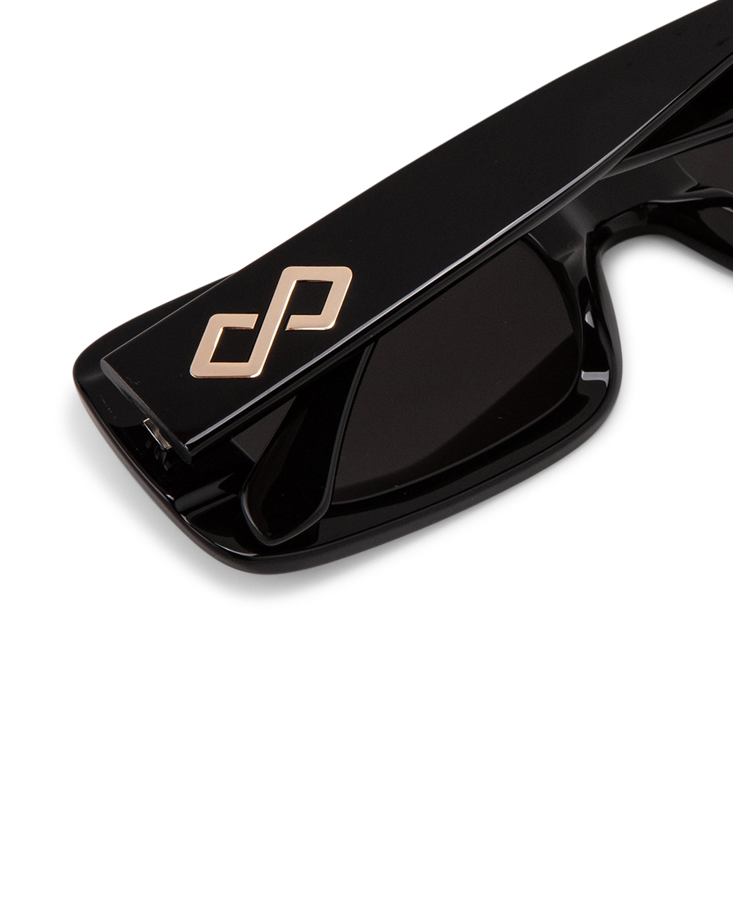 Get Women’s Sunglasses in Black Colour – Shop Online in USA, UK, Canada & United Arab Emirates
